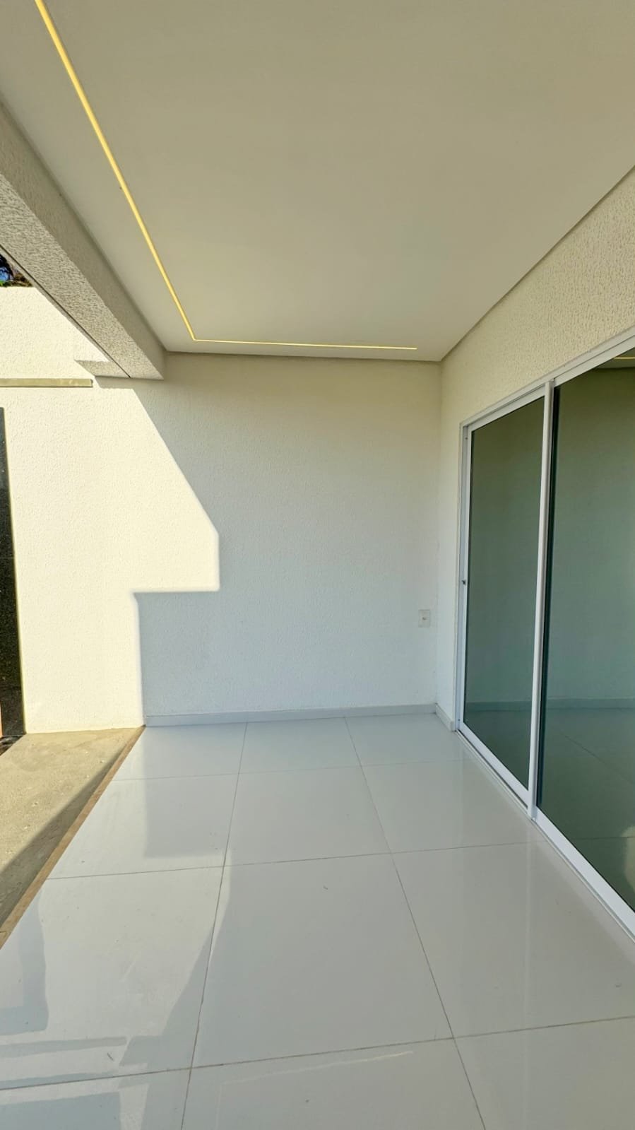 Foto 7 do imóvel Casa Duplex com 3 Suítes no Centro do Eusébio-CE