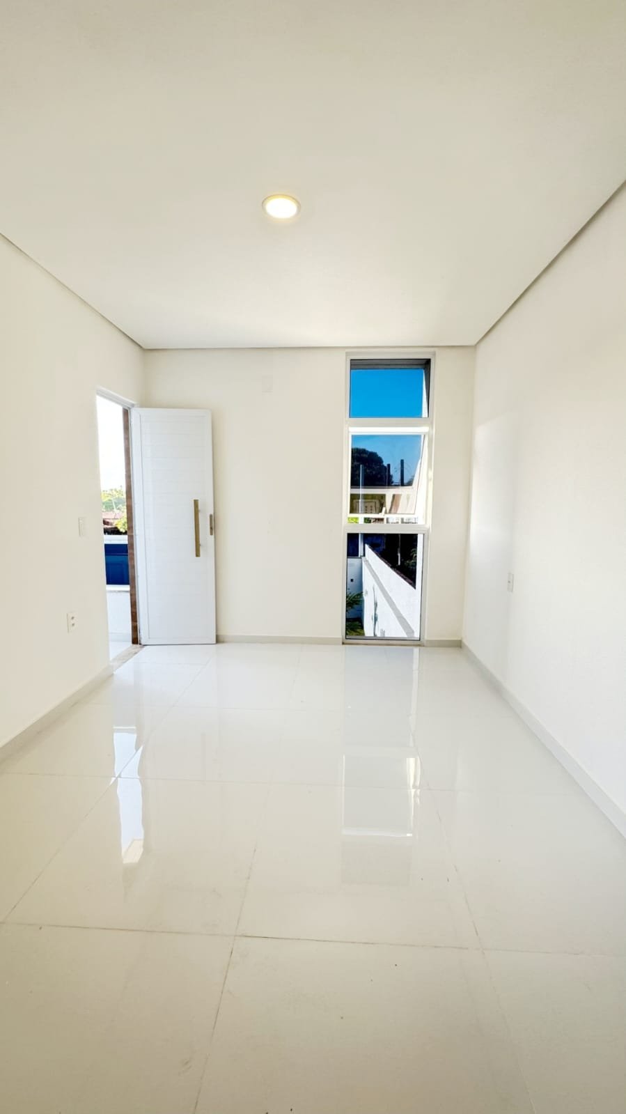 Foto 8 do imóvel Casa Duplex com 3 Suítes no Centro do Eusébio-CE