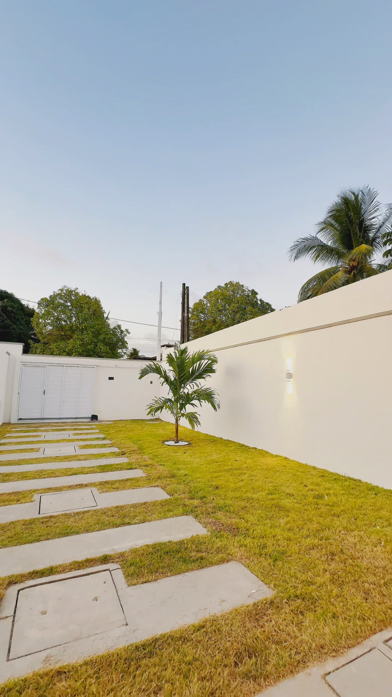 Foto 19 do imóvel Casa Duplex com 3 Suítes no Centro do Eusébio-CE