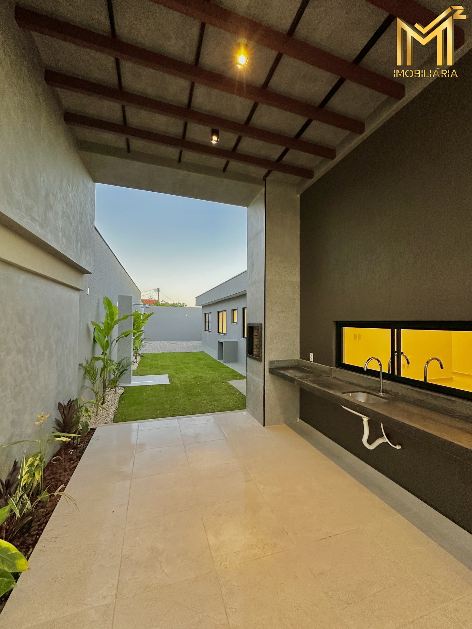 Foto 8 do imóvel Casa Plana de Esquina no Eusébio