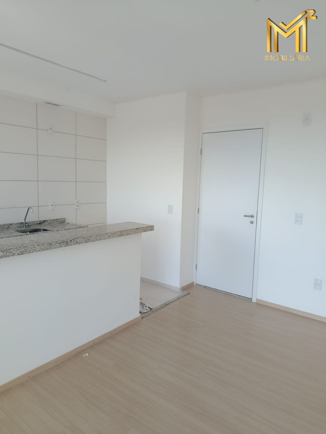 Foto 3 do imóvel Apartamento para alugar, em andar alto no Condomínio Belvedere.