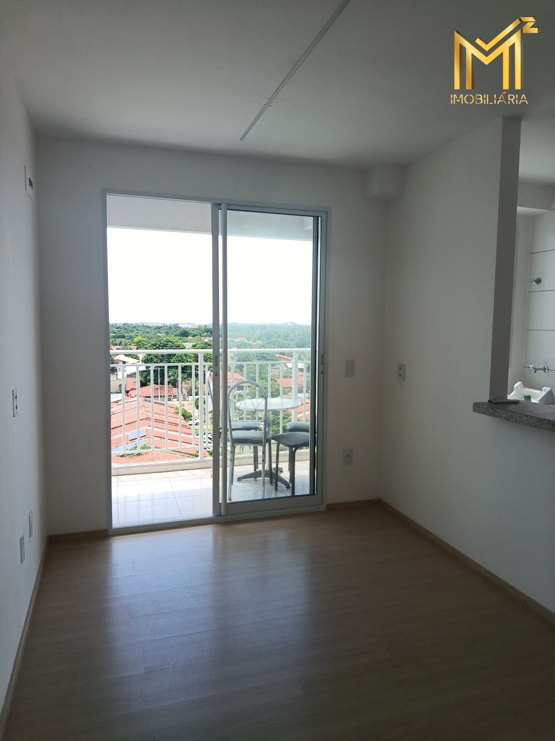 Foto 2 do imóvel Apartamento para alugar, em andar alto no Condomínio Belvedere.